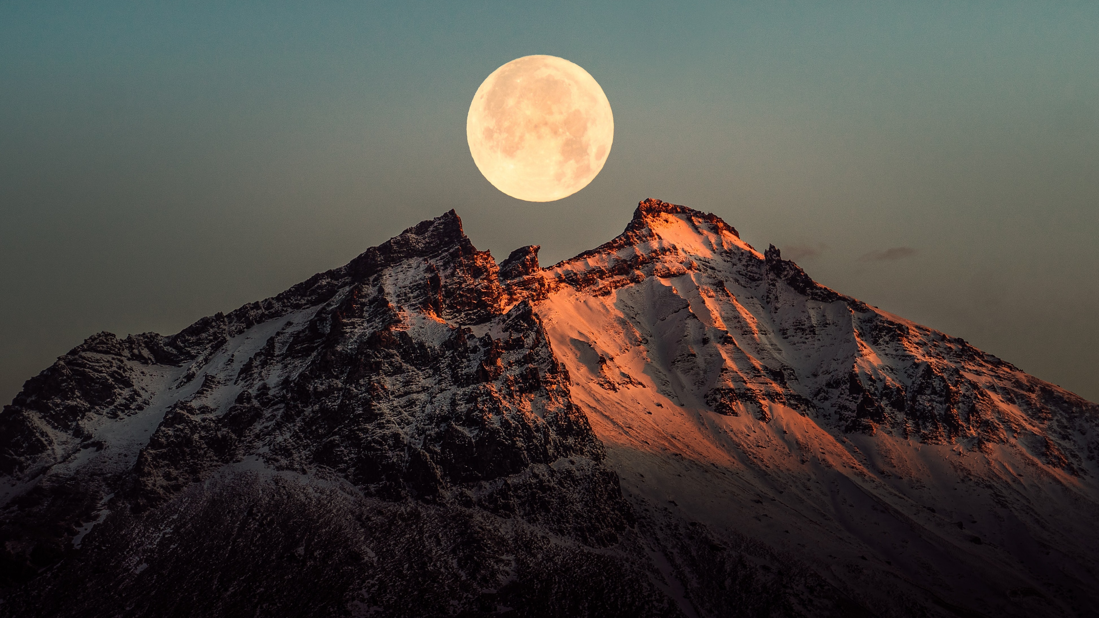 Full moon Mountain Peak