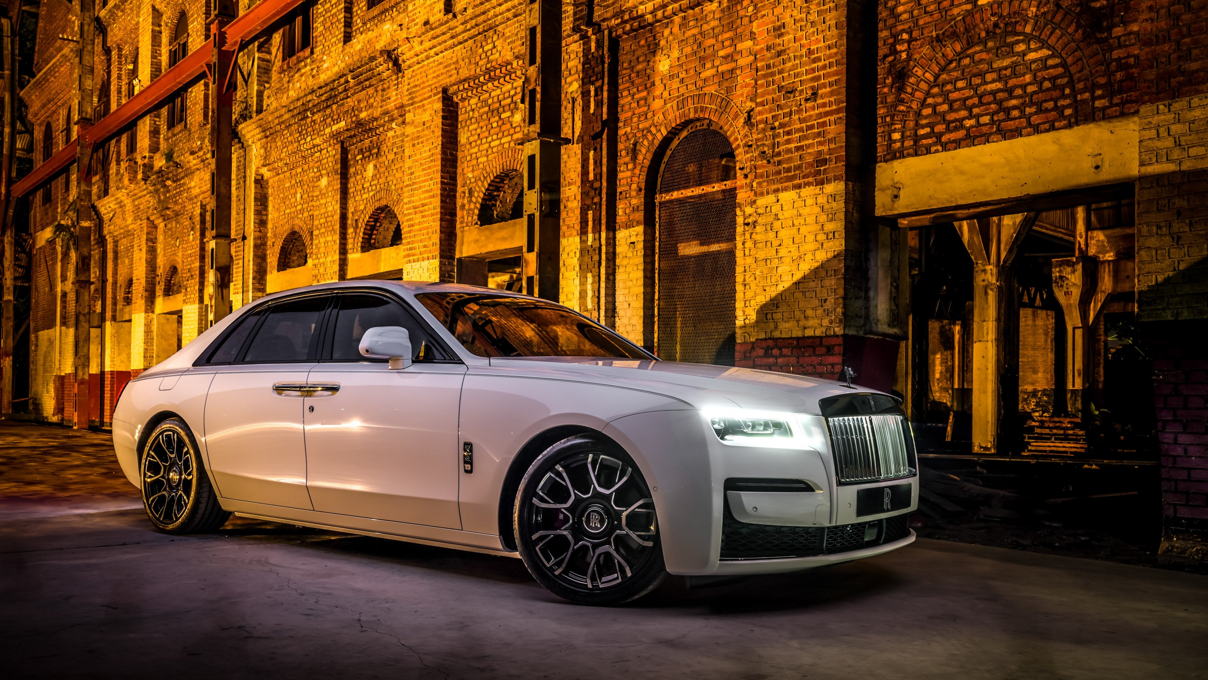 Rolls-Royce Black Badge Ghost Luxury Sedan