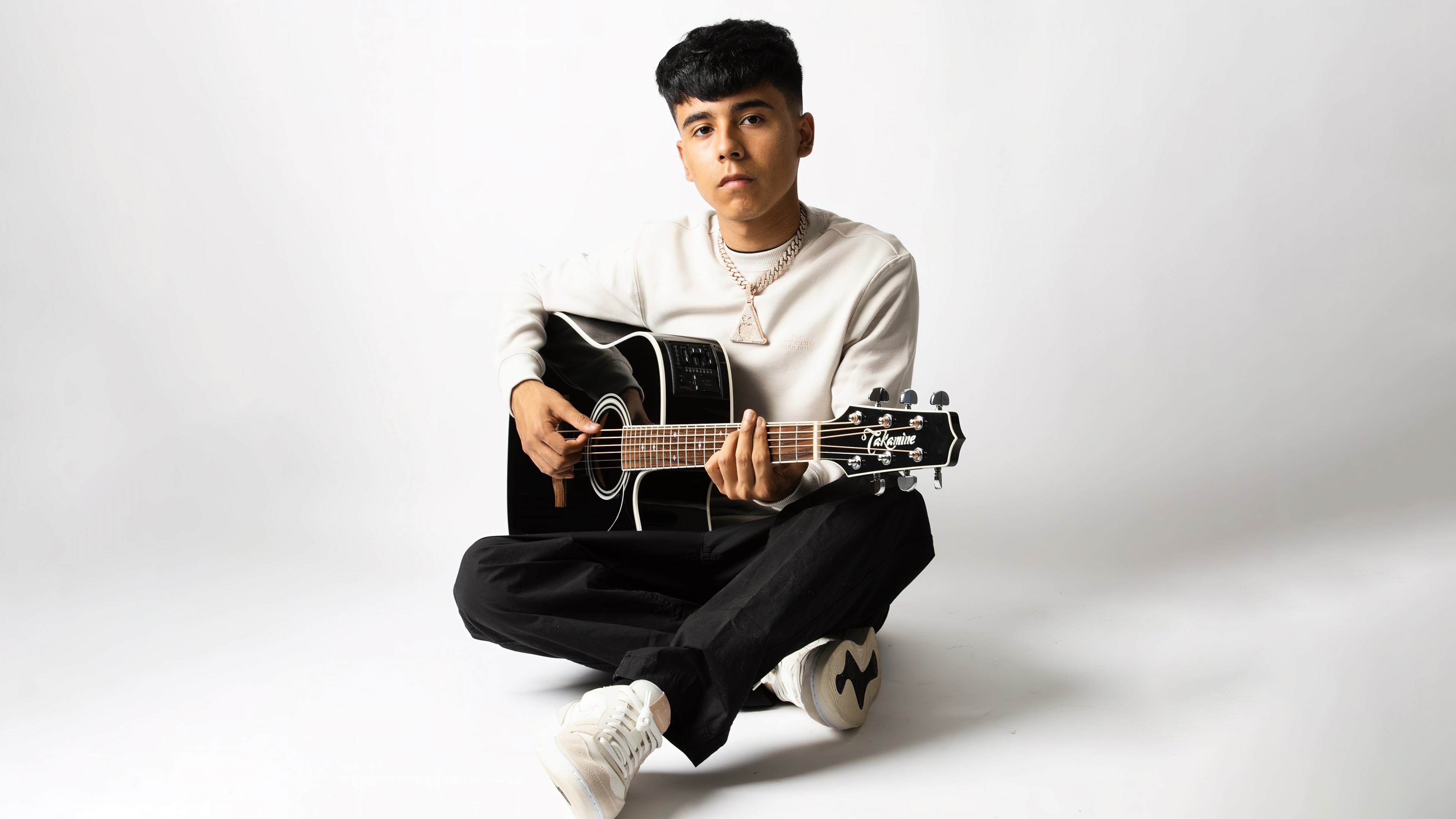 Ivan Cornejo Guitar