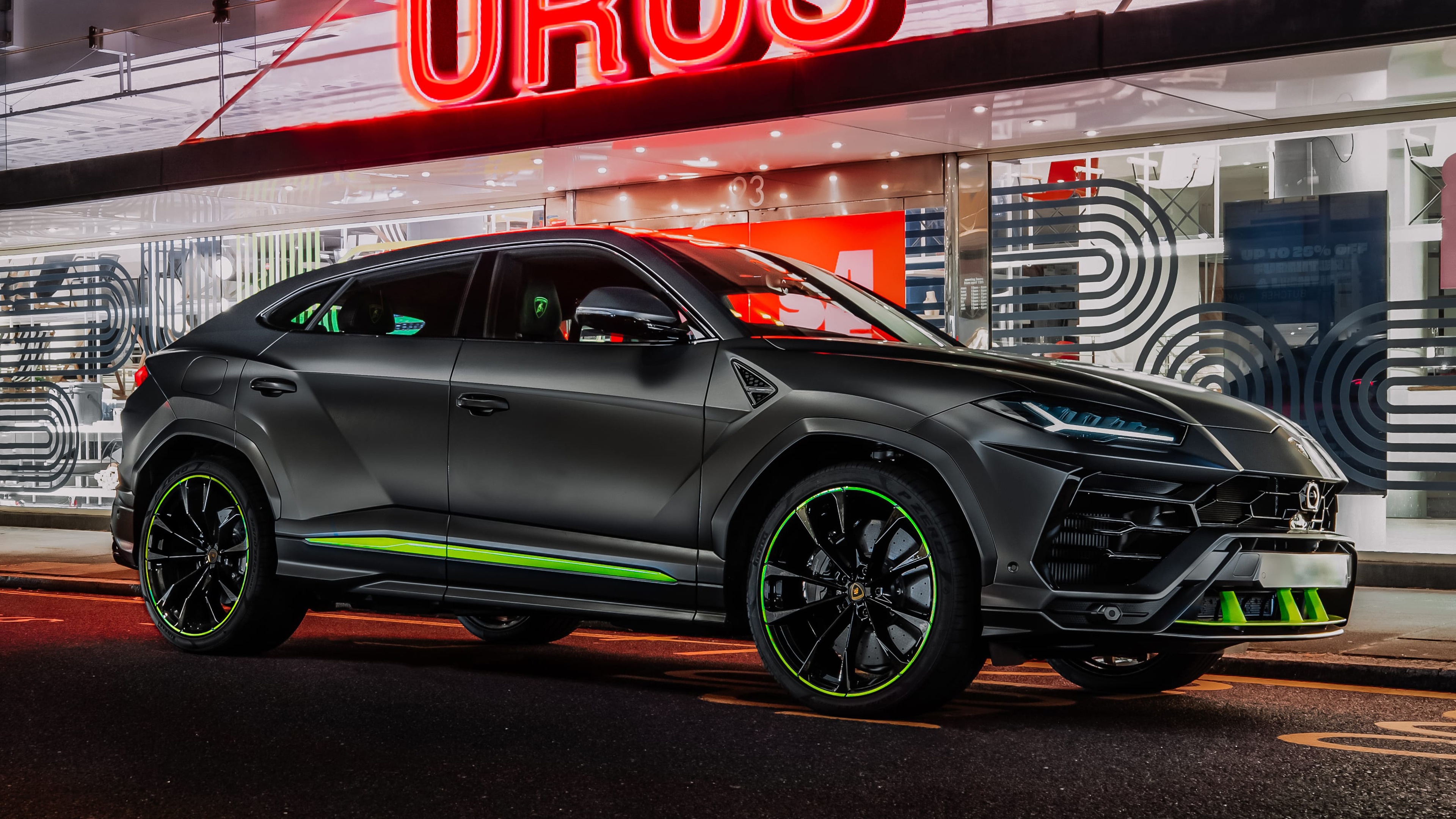Lamborghini Urus Graphite Capsule 2021